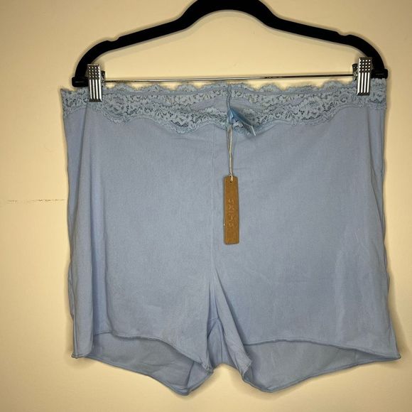 SKIMS NWT Women's Bridal Mesh Short Glacier Size 4X - Picture 6 of 9